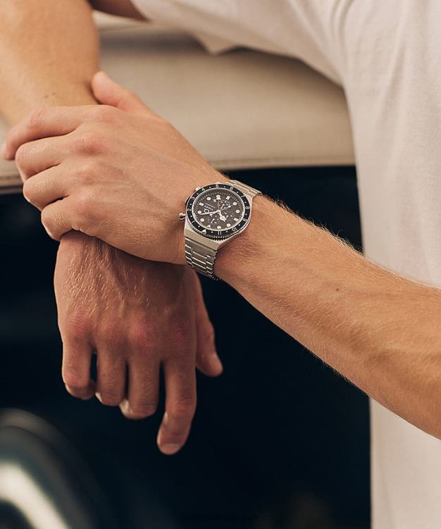 montres | Q Timex Hommes Montre chronographe à trois fuseaux horaires, bracelet en acier inoxydable de 40mm R2F2061 acier inoxydable/noir/autre